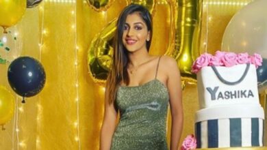 Photo of ஃபேஷன் என்பதற்காக இப்படியா! யாஷிகா ஆனந்த் போட்டோஷூட்!